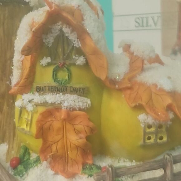 Vintage Silvestri Butternut Squash Dairy Christmas Light House 724/7500 - Picture 5 of 15